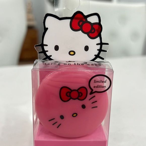LIMITED EDITION HELLO KITTY TIK TOK Creme Shop Macaron Lip Balm - Picture 2 of 5